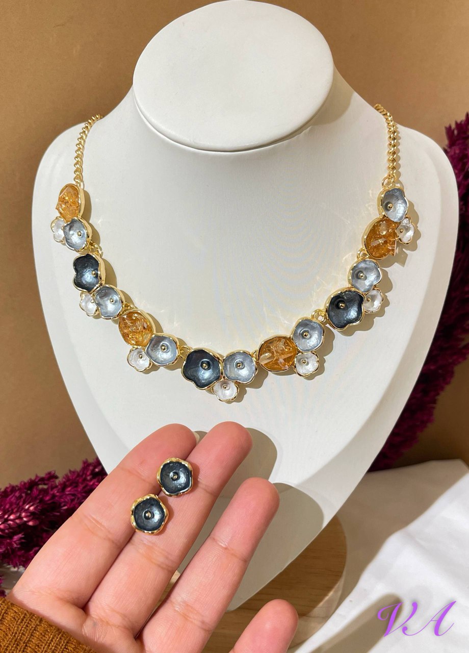 طقم بلاتين الوان | سوق حكاية