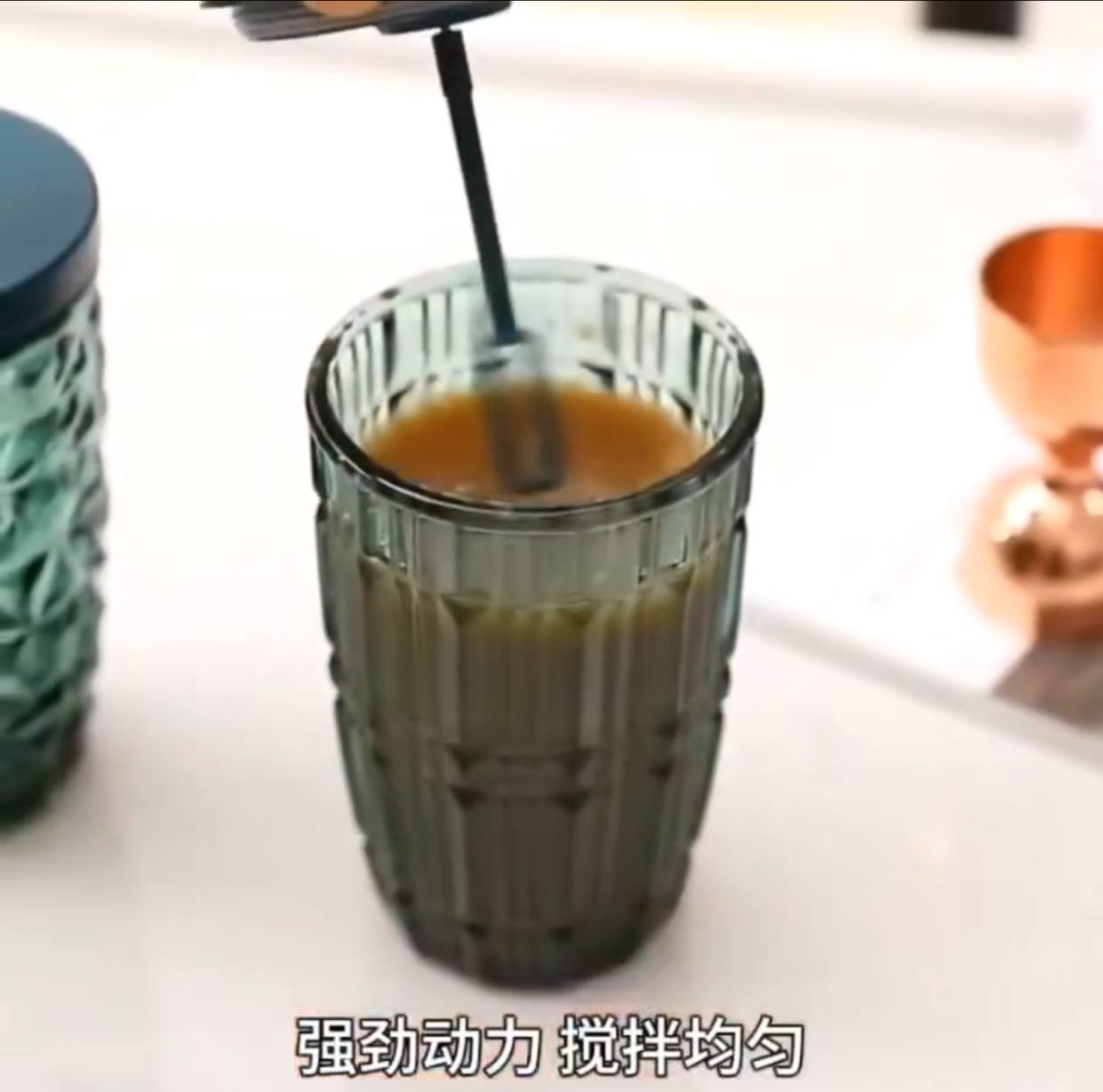 مج تقليب النسكافيه | سوق حكاية