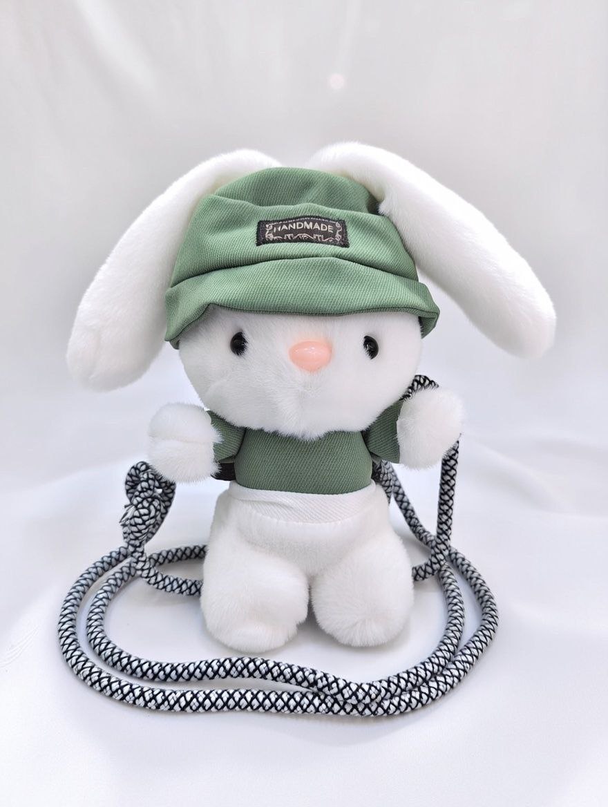 شنطة موبايل ناعمة كيوت فرو | سوق حكاية