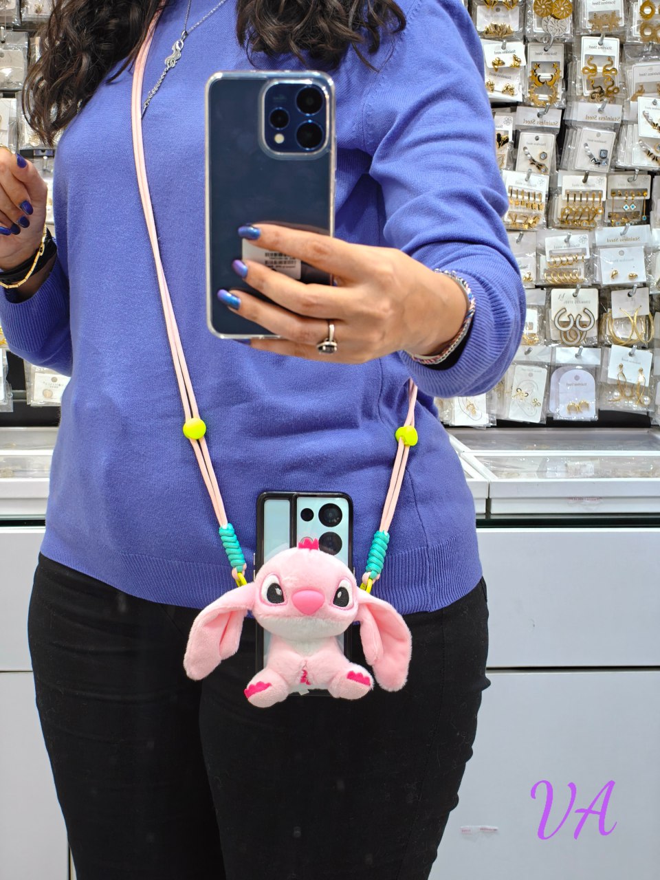 شنطة موبايل ناعمة كيوت فرو | سوق حكاية