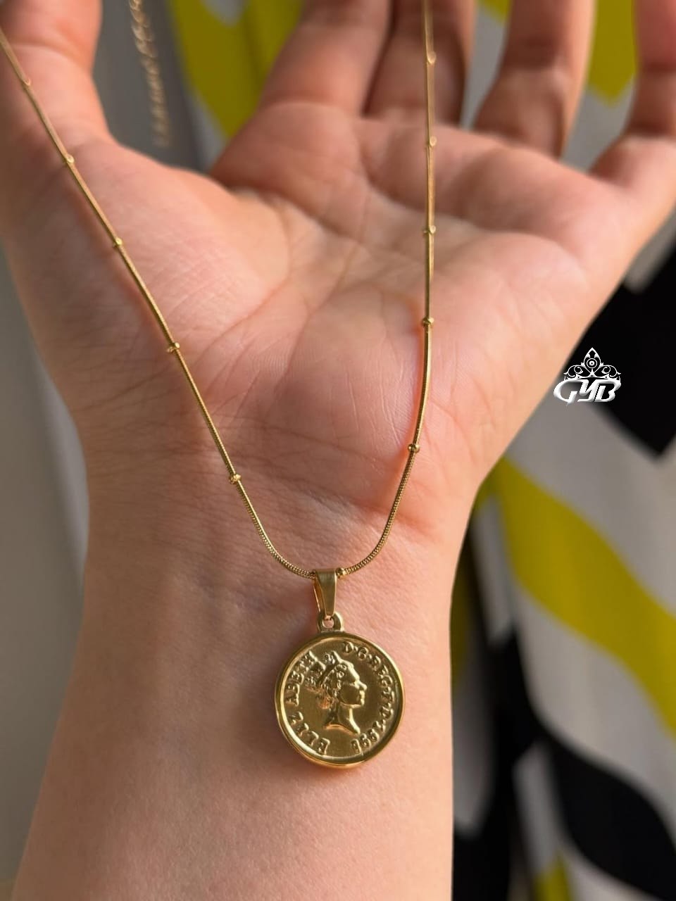 كوليه إليزابيث استانلس بيور ,  , سوق حكاية